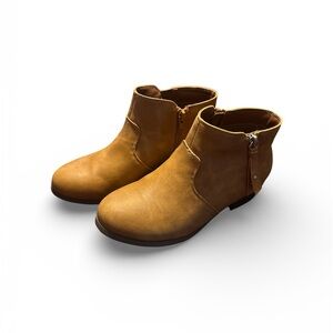 London Fog Tan Kids Boots